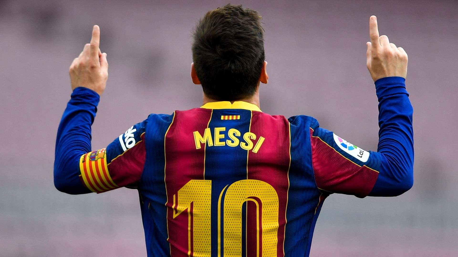'Anh ấy giúp họ giành chức vô địch Premier League' - Lionel Messi của Arsenal cho biết Pháo thủ vẫn đang tìm kiếm một tiền đạo có thể mang về chức vô địch Premier League | Goal.com