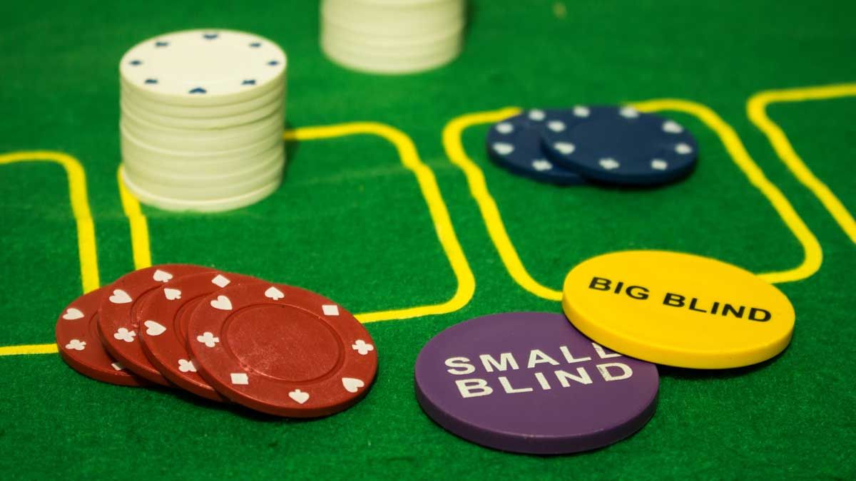 Màn mù nhỏ trong Poker: Giải thích một yếu tố quan trọng của trò chơi | Natural8