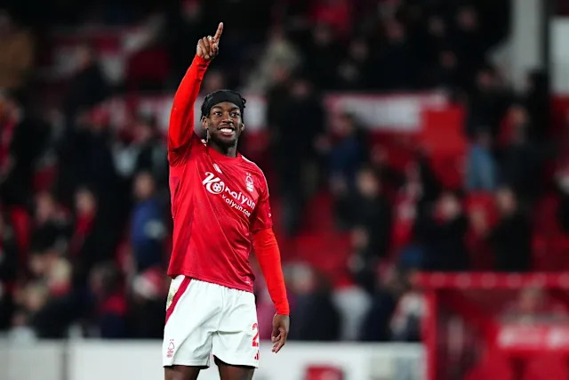 Tuyên bố 'đặc biệt' của Anthony Elanga tại Newcastle, khi Eddie Howe kể lại niềm vui 'độc nhất vô nhị' của mình - Yahoo Sports