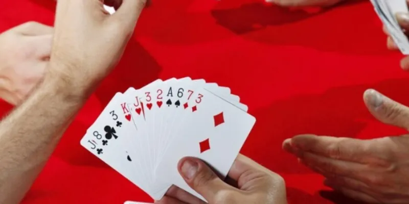 Bật Mí Mẹo Xếp Bài Tiến Lên Chuẩn Nhất: Nhanh Tay – Dễ Thắng!