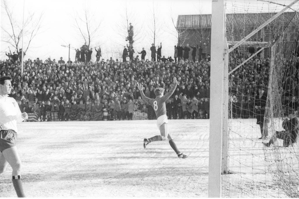 Bundesliga ra đời năm 1962 với nhiều tranh cãi