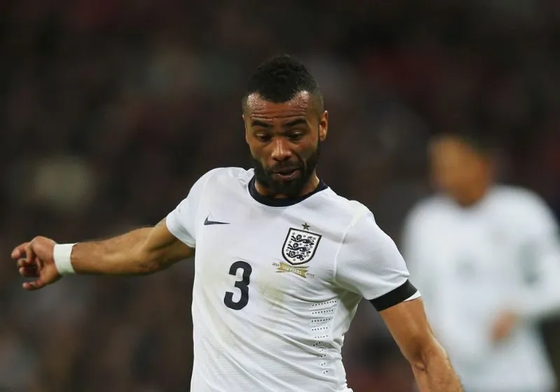 Phong cách thi đấu Ashley Cole
