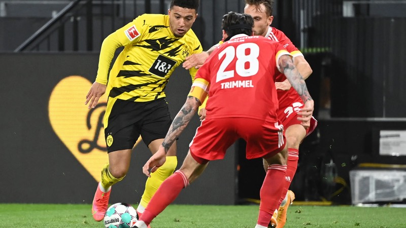 RB trong bóng đá là gì? Những vai trò của vị trí này