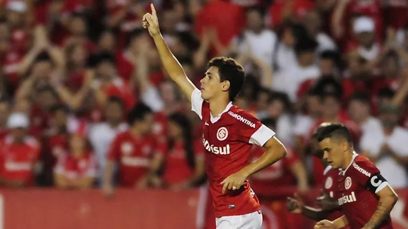 Cầu thủ Oscar đã từng được coi là một tài năng lớn Cầu thủ Oscar - Thực dụng hay lựa chọn lý tưởng?