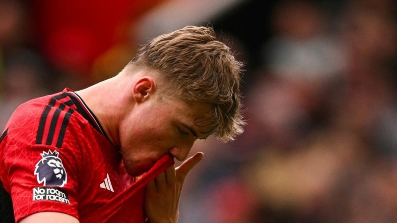 Cầu thủ Rasmus Hojlund - Hy vọng sai lầm trong cơn bĩ cực